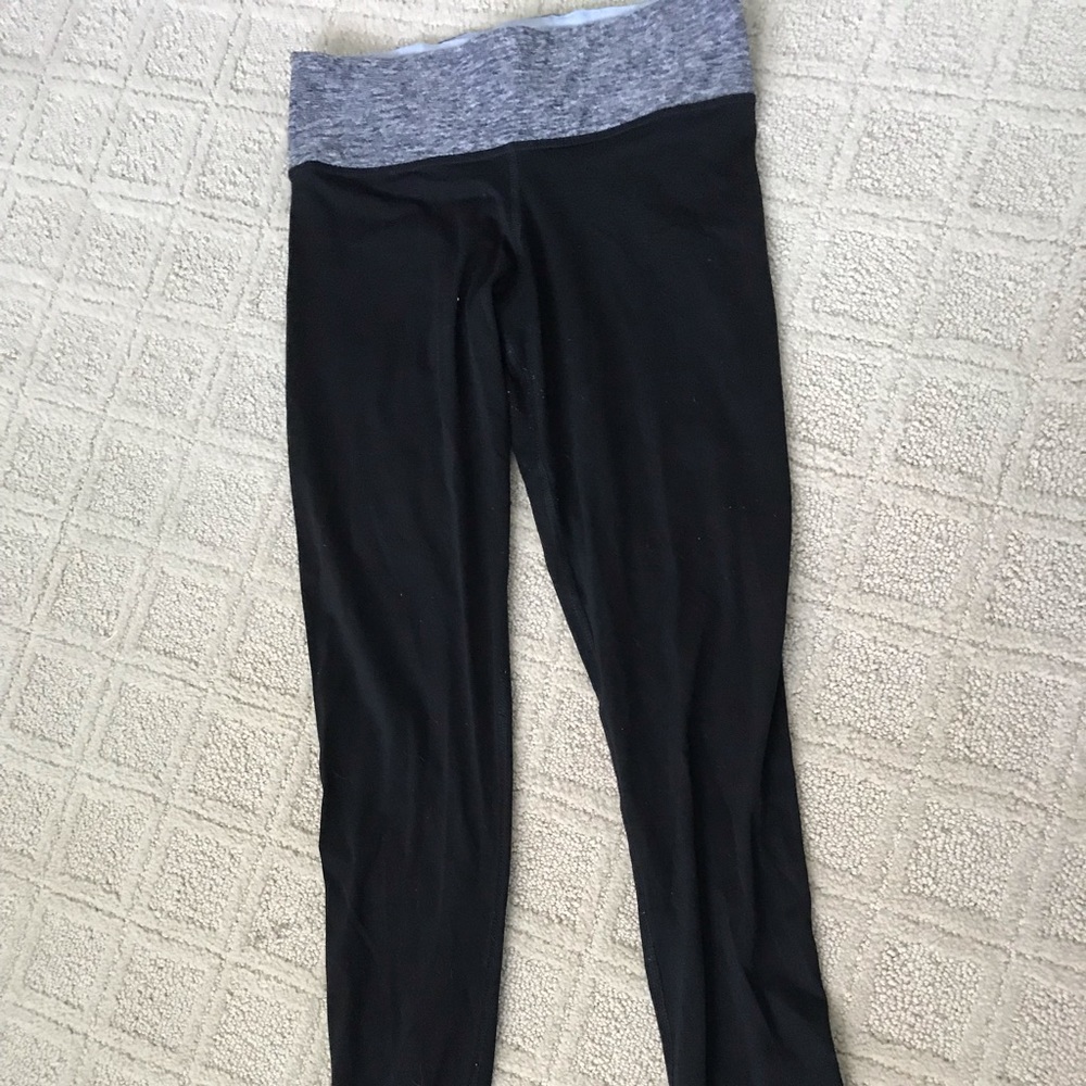 VICTORIAS SECRET-PINK LEGGINGS